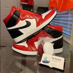 Jordan 1 ‘Satin Red’, Read Desc.